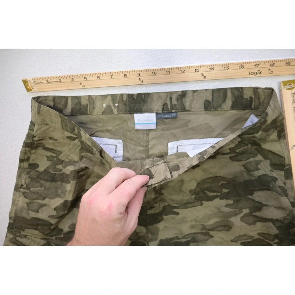 Columbia Cargo Shorts Mens 36 Green Camo Omni-Shade Ripstop Outdoor Excellent
